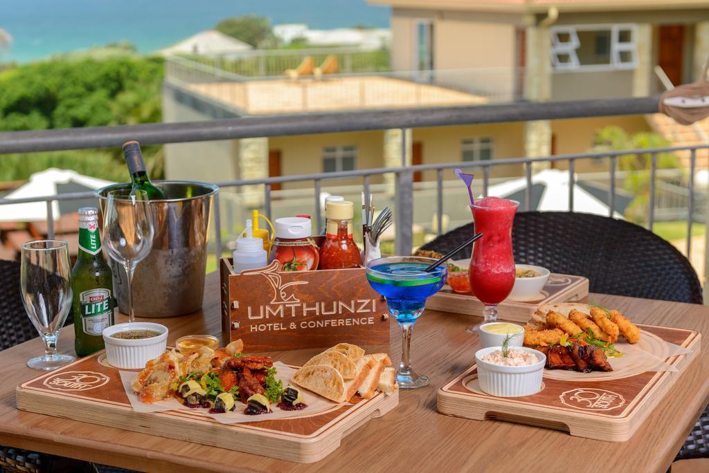 Umthunzi Hotel And Conference Umtentweni Экстерьер фото