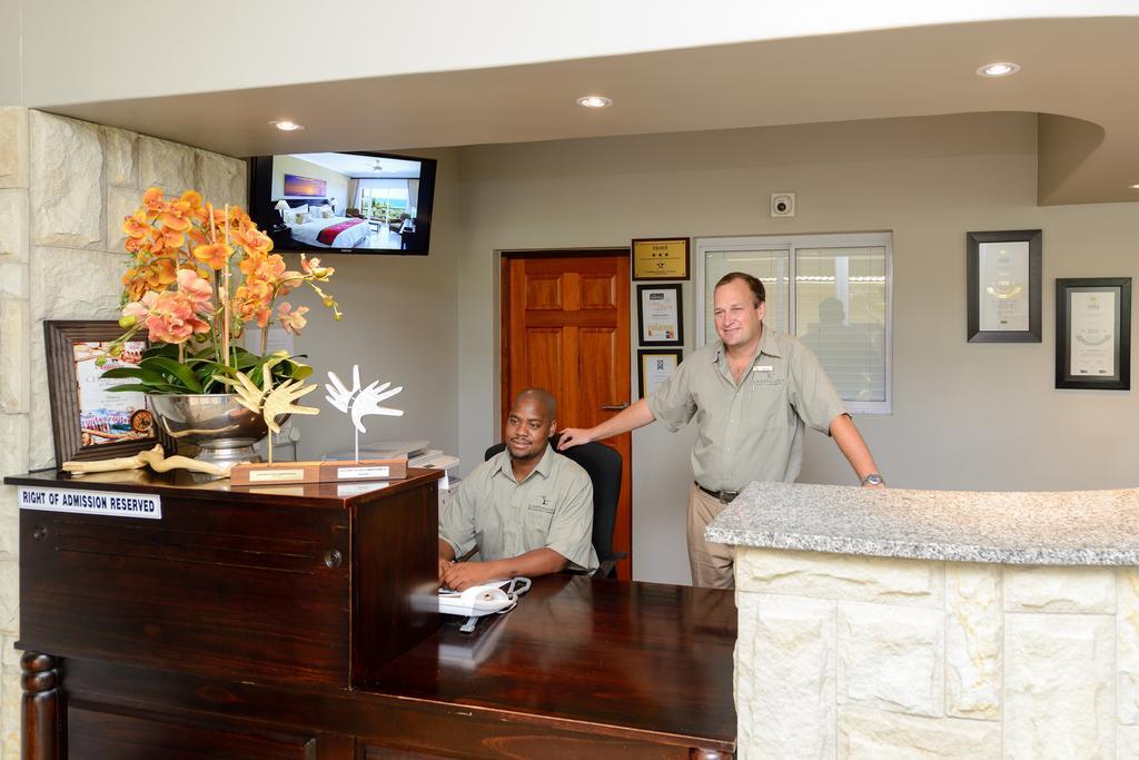 Umthunzi Hotel And Conference Umtentweni Экстерьер фото