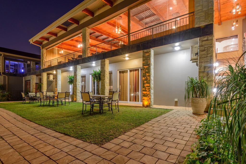 Umthunzi Hotel And Conference Umtentweni Экстерьер фото