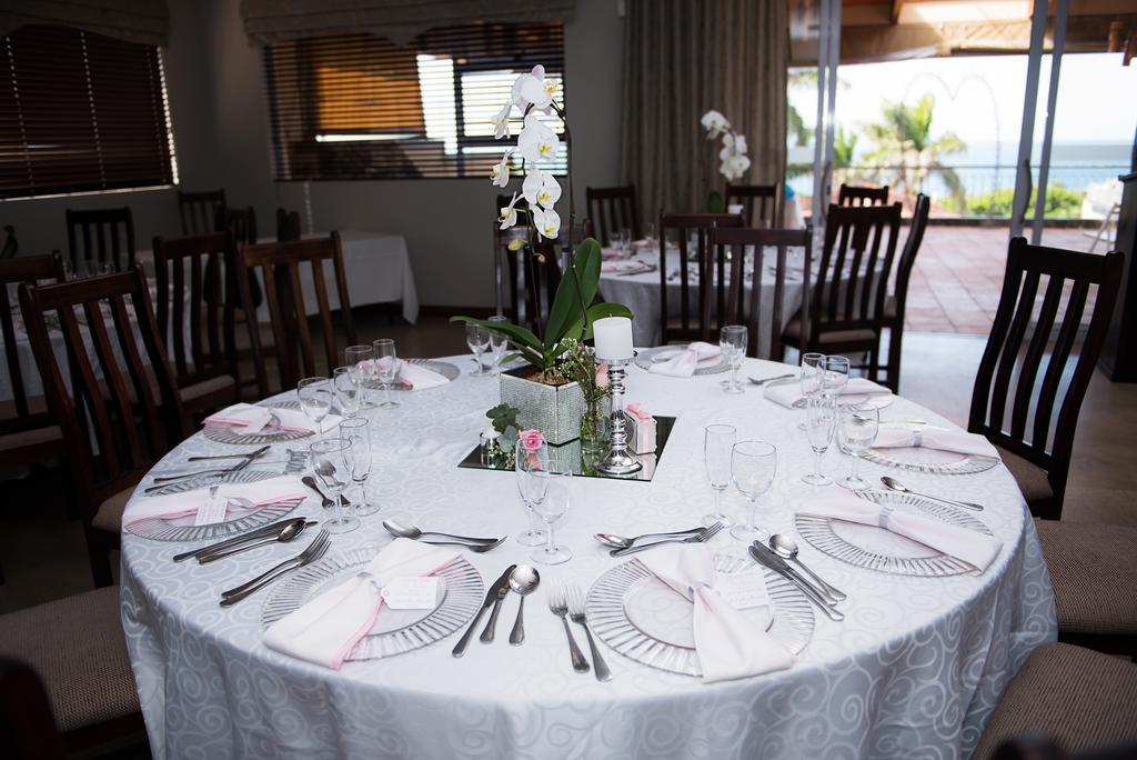 Umthunzi Hotel And Conference Umtentweni Экстерьер фото